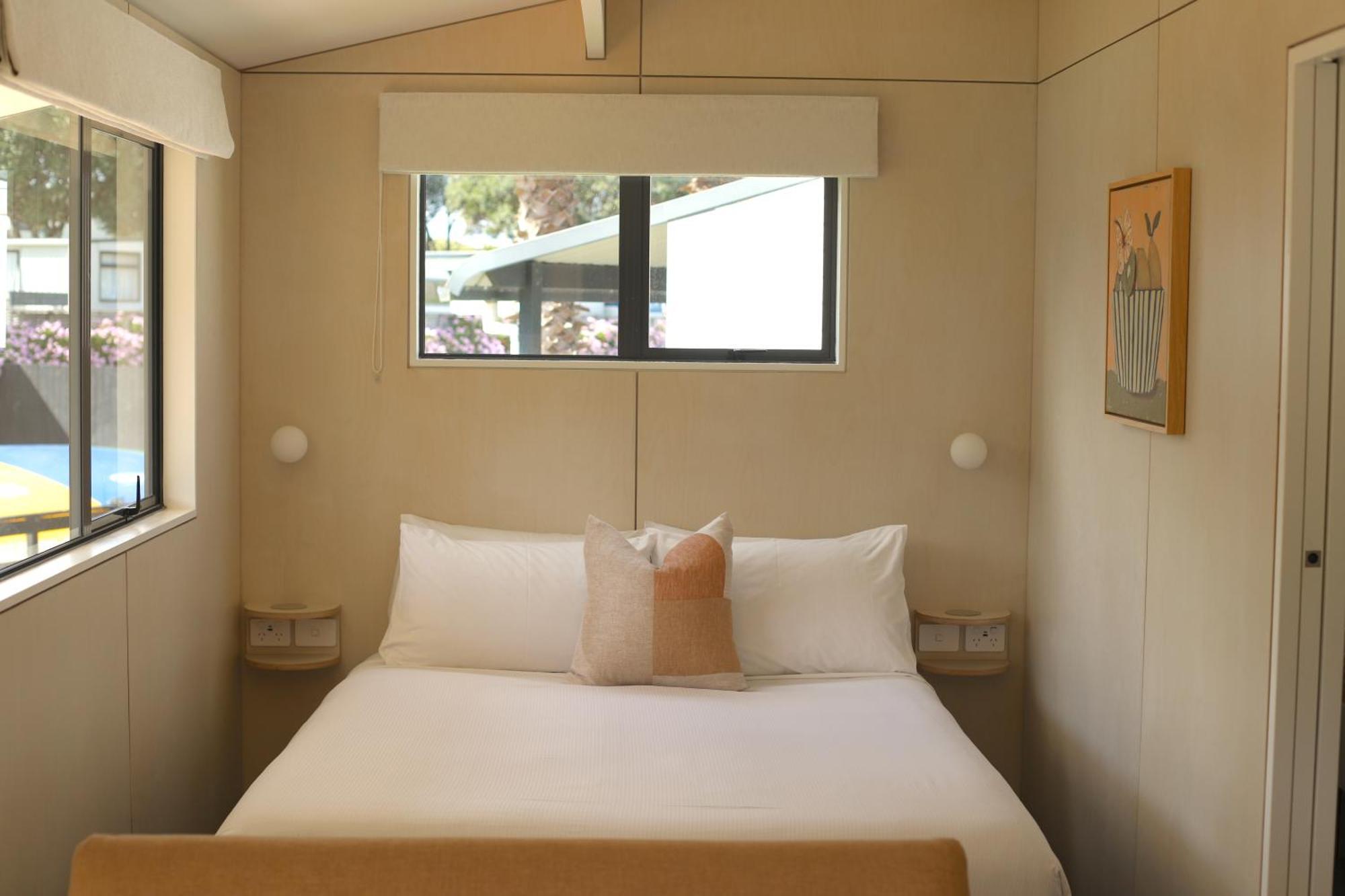 Bowentown Beach Holiday Park Waihi Extérieur photo